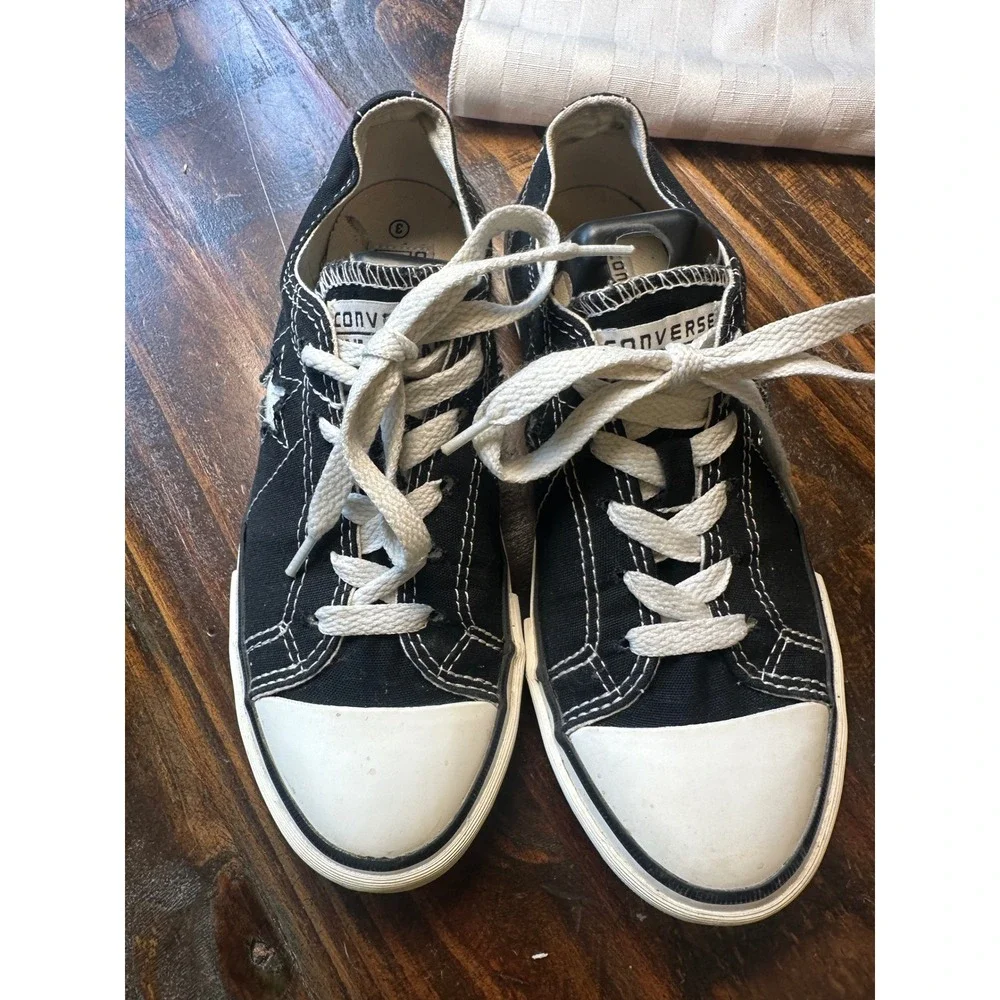 Converse One Star Black White Canvas Low Top Sneakers Junior Size 3 Skateboarder
